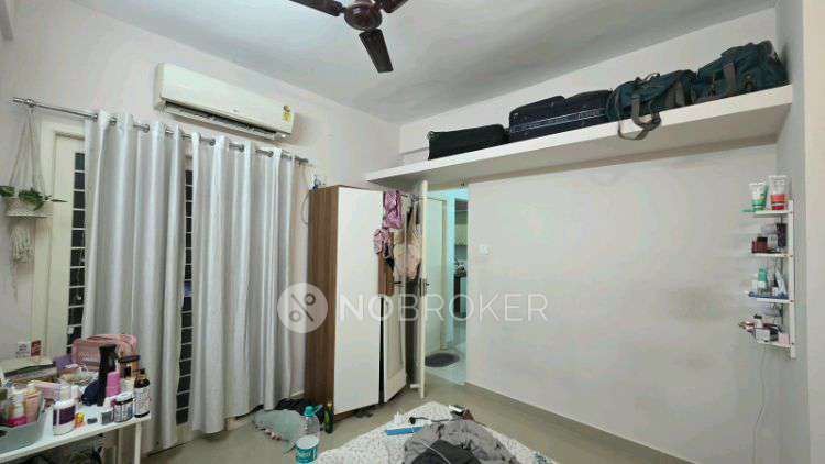 Single Room for Female In 2 BHK  In Vandalur To Kelambakkam Road In Vandalur Zoo