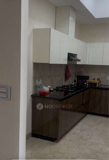 4 BHK Flat In Wave Veridia, Wave City for Rent  In Wave City