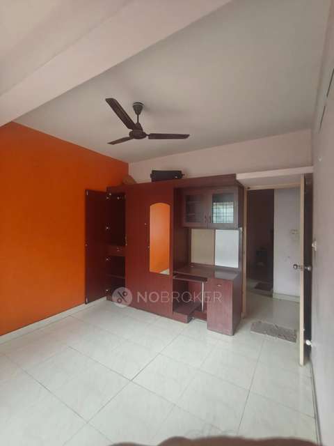 Single Room for Male In 3 BHK  In Indus Innova Apartment, Mahadevapura In Mahadevapura