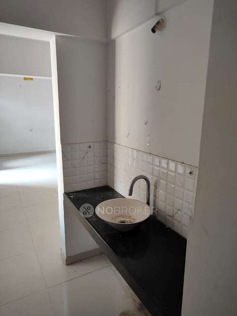 2 BHK Flat In Runwal Seagull for Rent  In Hadapsar