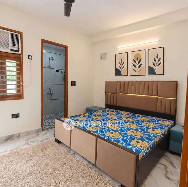 2 BHK Flat for Rent  In Sector 62