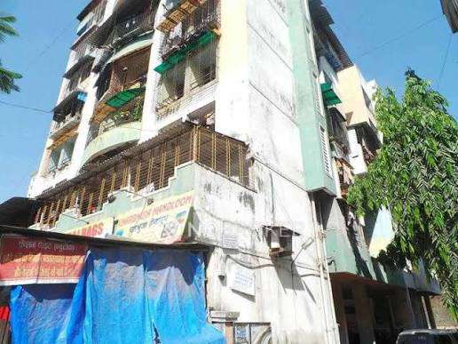 Single Room for Male In 3 BHK  In Shiv Govind Complex In Kharghar