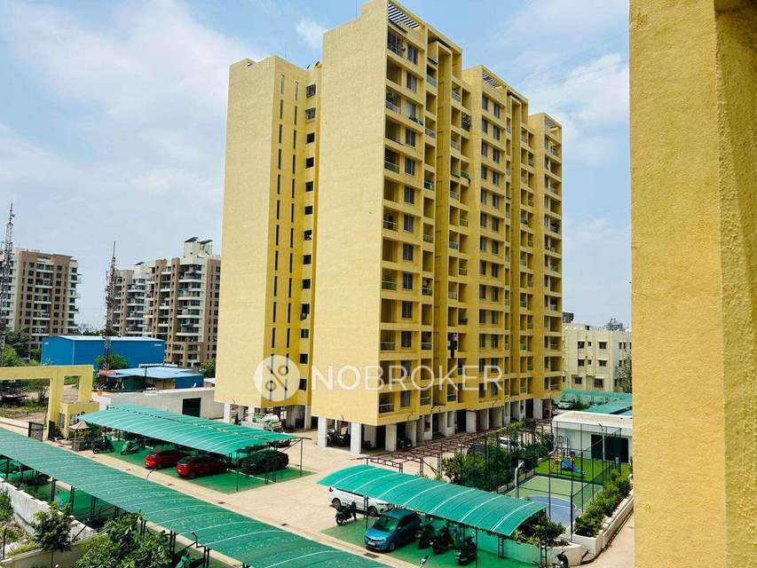 2 BHK Flat In Ravinanada Trinity for Rent  In Wagholi
