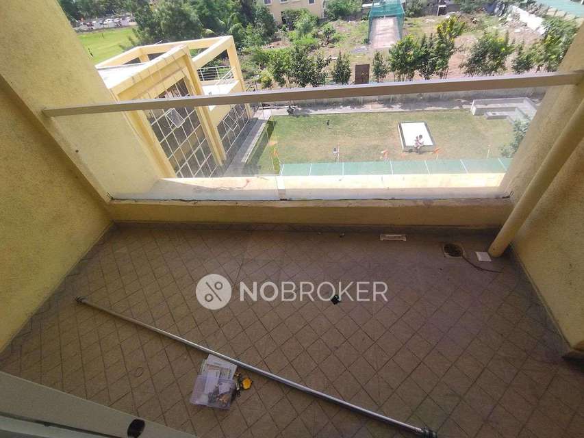 2 BHK Flat In Ravinanada Trinity for Rent  In Wagholi