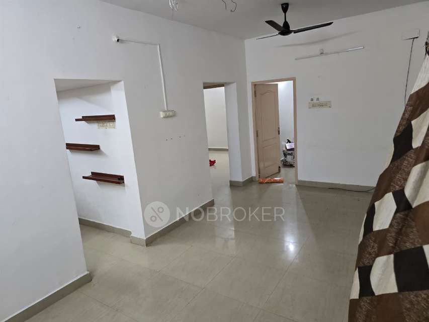 Single Room for Male In 2 BHK  In Silicon Ashok Manor In Kannabiran Koil St