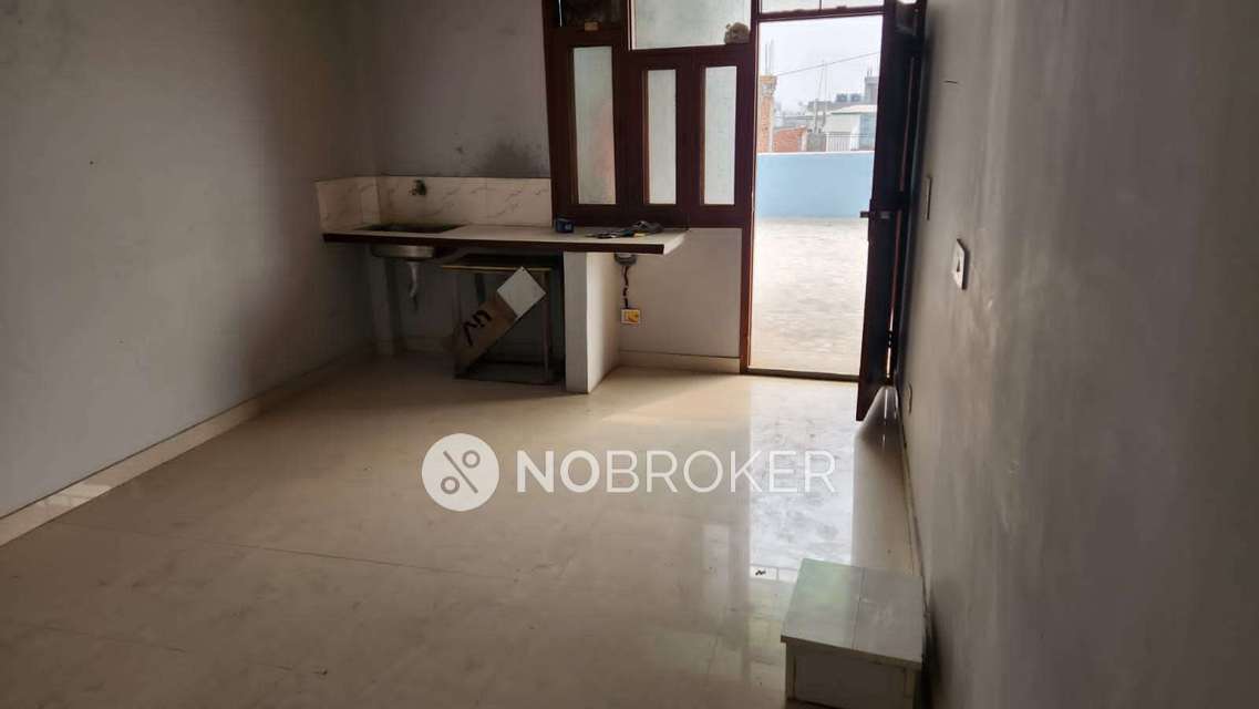 4 BHK Flat In Zakir Nagar Gali No 8  For Sale  In 6458, Jogabai Extension, Okhla, New Delhi, Delhi 110025, India