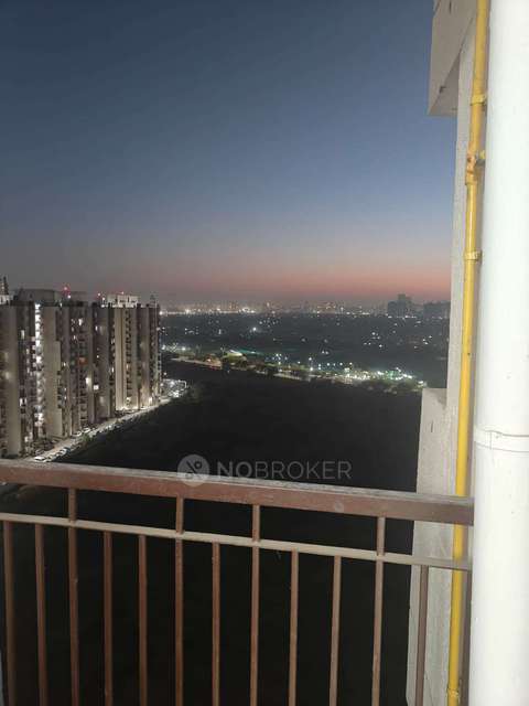 PG for Boys in Amrapali Leisure Valley