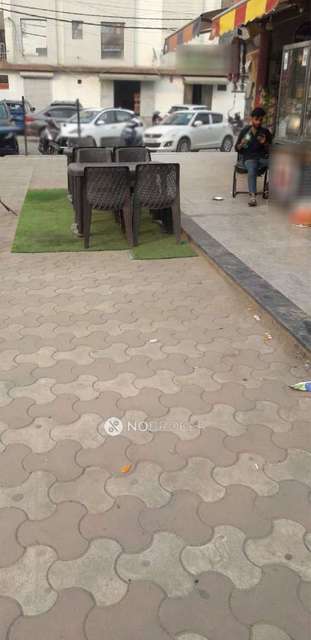 Shop in Rohini, Delhi for Rent 