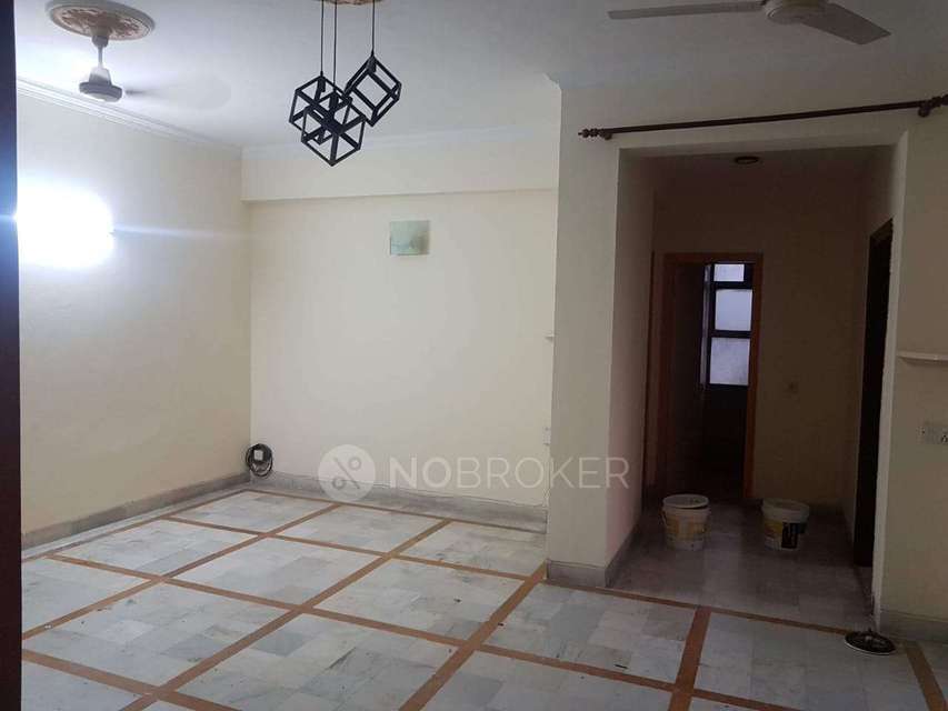 2 BHK Flat In Silver Oaks Condominium Association for Rent  In Gurgaon