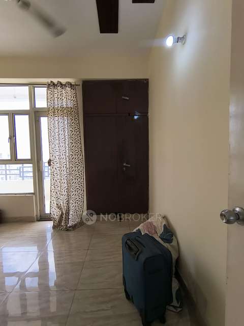 2 BHK Flat In Divyansh Flora, Sector 16c for Rent  In Sector 16c