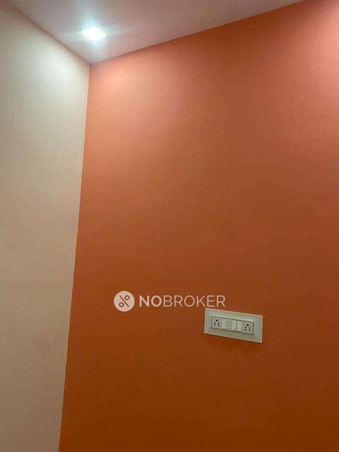 4+ BHK House For Sale  In Vijinapura Railway Underpass