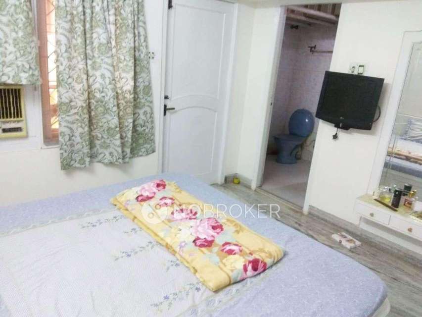 4 BHK Flat In Apartment For Sale  In Sowcarpet