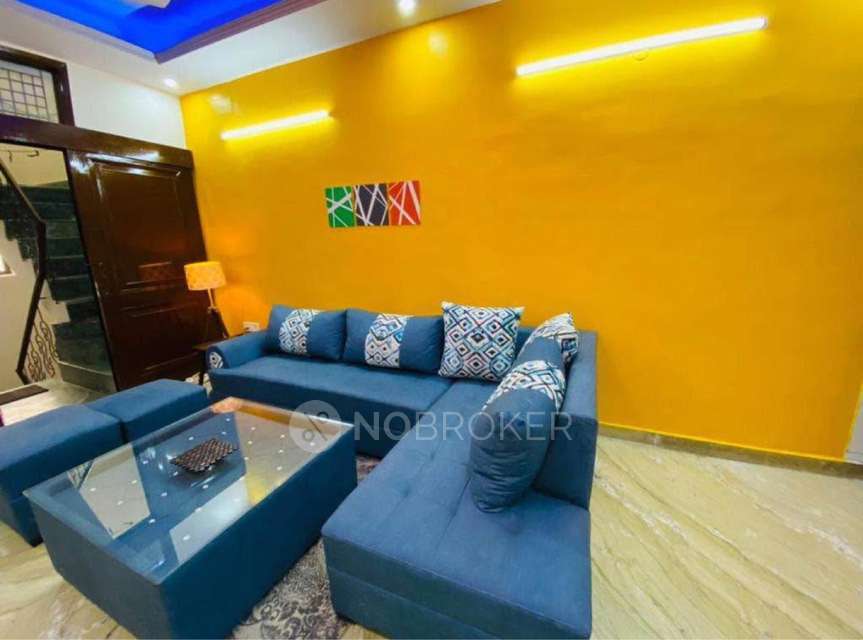 2 BHK Flat For Sale  In  Vikaspuri 