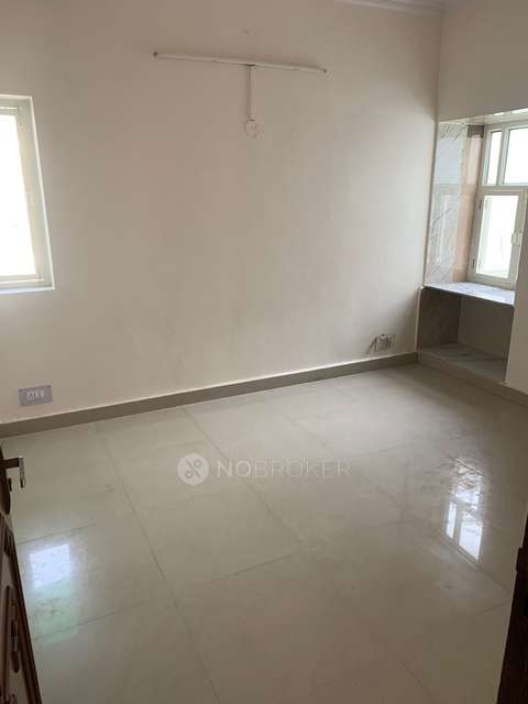 2 BHK Flat In Jai Laxmi Apartments for Rent  In Ip Extension