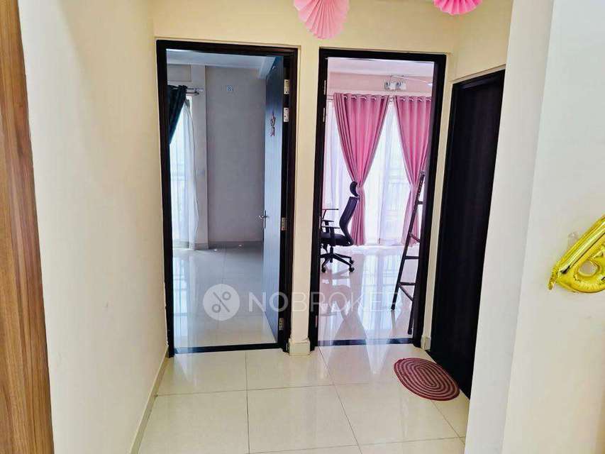 3 BHK Flat In Pashmina Waterfront Apartment For Sale  In Old Madras Road 