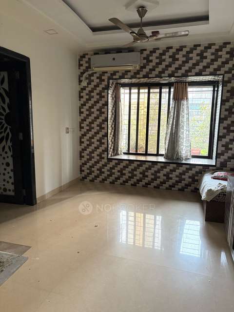 1 BHK Flat In Riviera Building for Rent  In Lokhandwala Township, Kandivali East