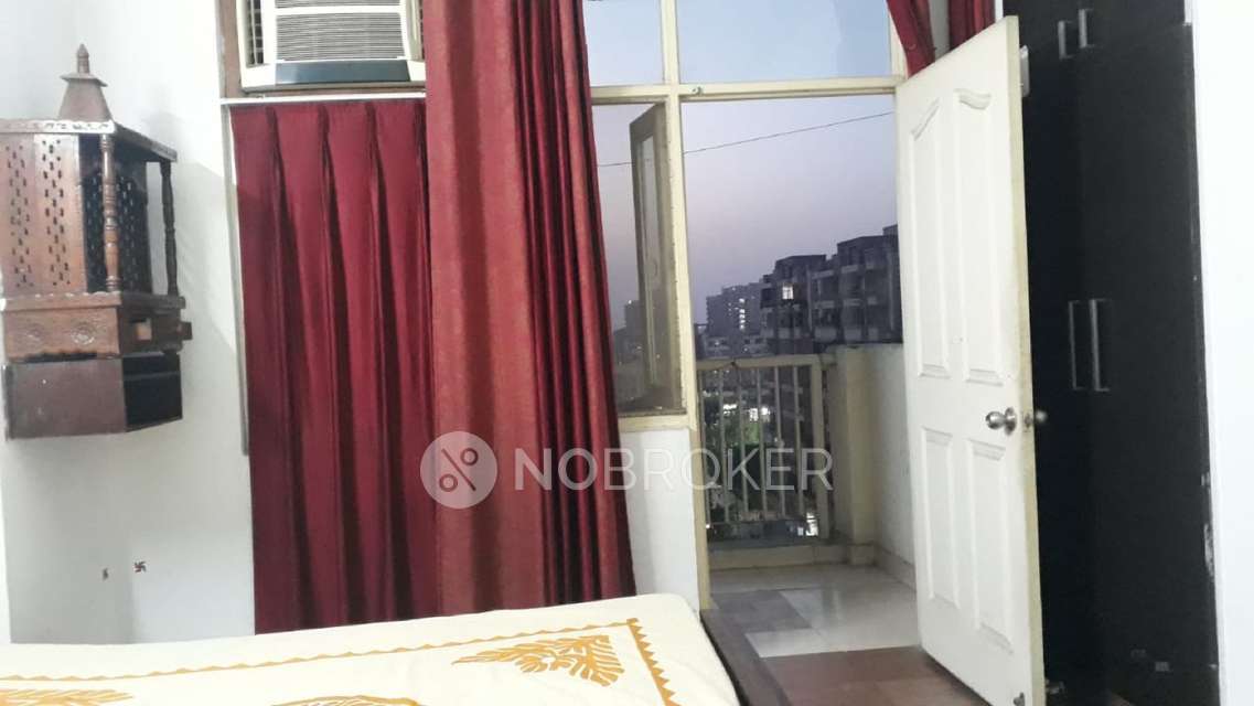 2 BHK Flat In Svp Gulmohur Garden, Raj Nagar Extension for Rent  In Raj Nagar Extension