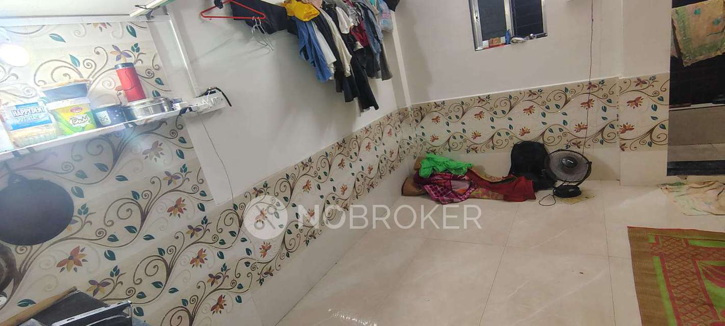 Shared Room for Male In 1 RK  In Apartment  In Hallow Pul, Kurla