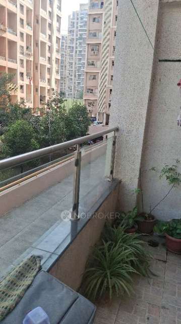 Single Room for Female In 3 BHK  In Mhada Towers  In B504, Mhada Towers, Pimpri - Pimple Saudagar Rd, Pimpri Gaon, Pimpri Colony, Pimpri-chinchwad, Maharashtra 411017, India