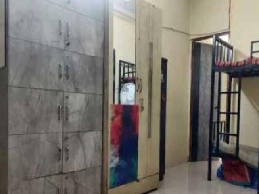 PG for Girls in Goregaon West Metro Station