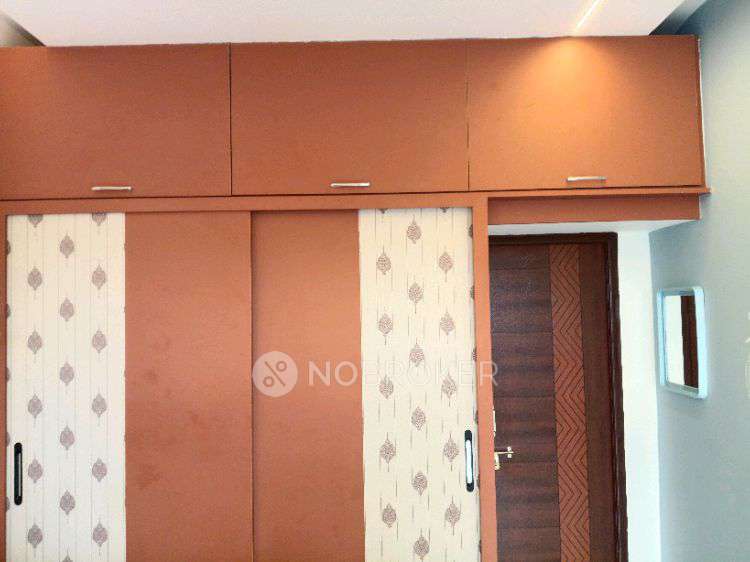 2 BHK Flat In Vasista Royal Heights For Sale  In Gundlapochampally