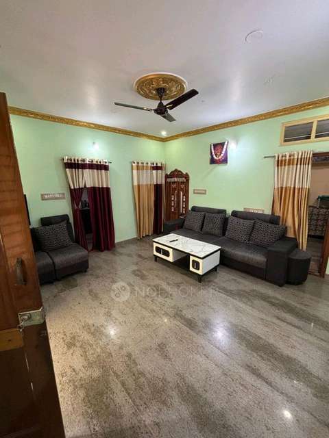 2 BHK House for Rent  In Cubbonpet Main Road Market