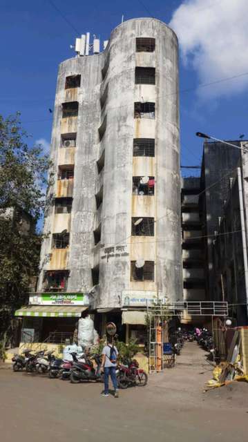 1 RK Flat In  Shivdi Azad Nagar Chs  For Sale  In New Azad Nagar Chs