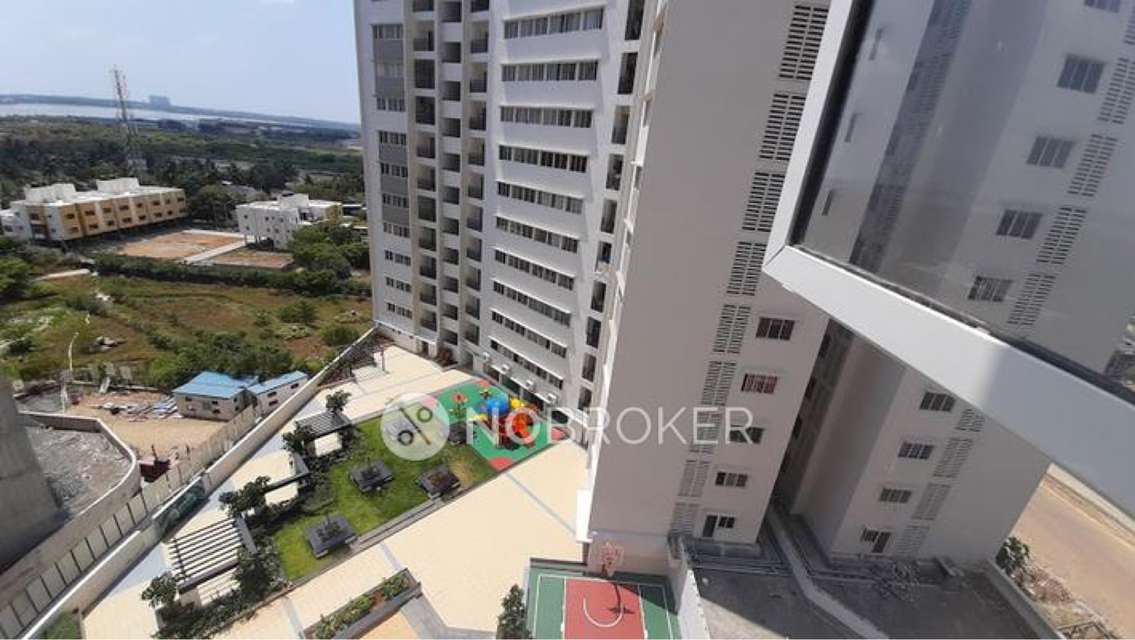 1 BHK Flat In Godrej Azure For Sale  In Padur