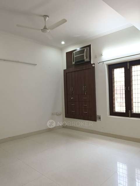 3 BHK Flat In Standalone Building  for Rent  In Sector 56