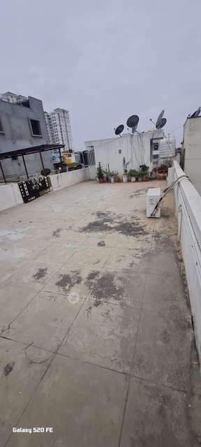 4+ BHK Flat For Sale  In Garvebhavi Palya