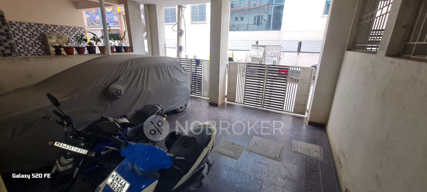4+ BHK Flat For Sale  In Garvebhavi Palya