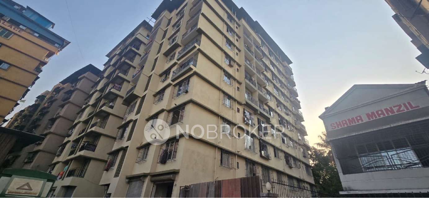 1 BHK Flat In Fatima Palace For Sale  In Momin Petroleum
