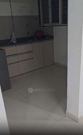 Single Room for Female In 2 BHK  In Palm Springs In Wakad