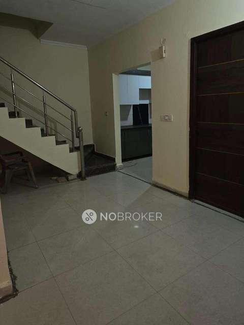 3 BHK Flat In Akj Novel Valley For Sale  In Sector 16 B