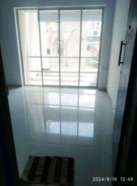 2 BHK Flat In  19 Grand West for Rent  In 19, Grand W Rd, Near Shiv Shakti Hospital, Shrikrushna Colony, Thergaon, Pimpri-chinchwad, Maharashtra 411033, India