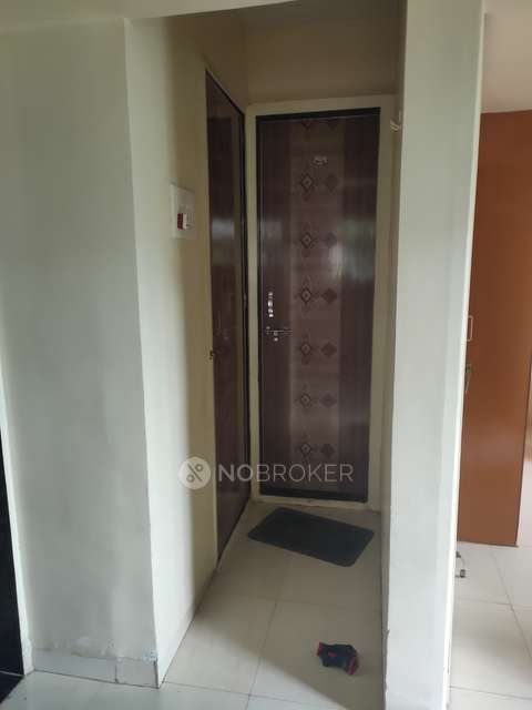 2 BHK Flat In Laxmipark Apartment For Sale  In Vishrantwadi