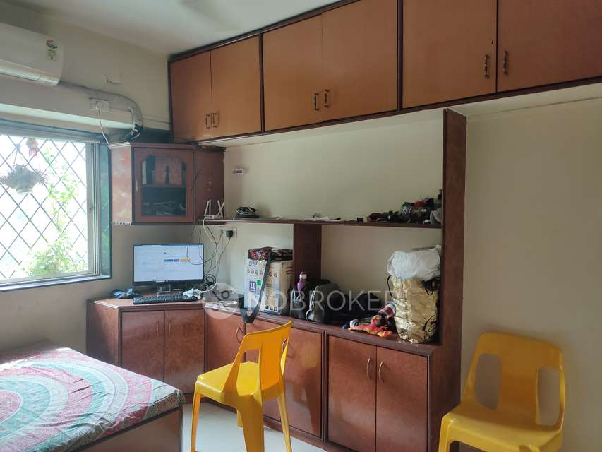 2 BHK Flat In Laxmipark Apartment For Sale  In Vishrantwadi