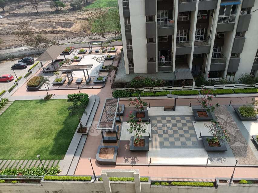 2 BHK Flat In Kolte Patil Little Earth for Rent  In Kiwale