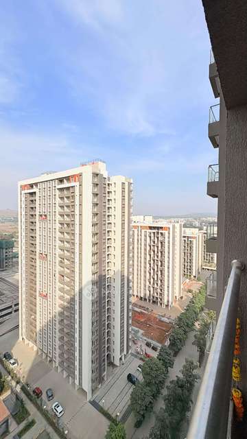 2 BHK Flat In Kolte Patil Little Earth for Rent  In Kiwale