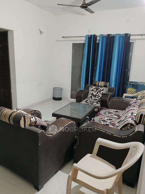 Shared Room for Male In 2 BHK  In Megapolis Saffron In Hinjawadi, 