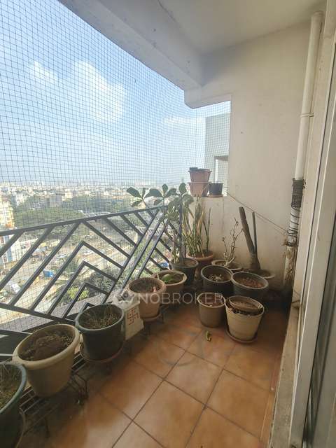 3 BHK Flat In Sjr Spencer For Sale  In Marathahalli