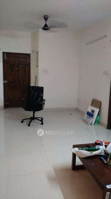 2 BHK Flat In Apartment For Sale  In Virugambakkam