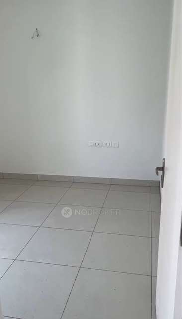 2 BHK Flat In Radiance The Pride For Sale  In Pallavaram