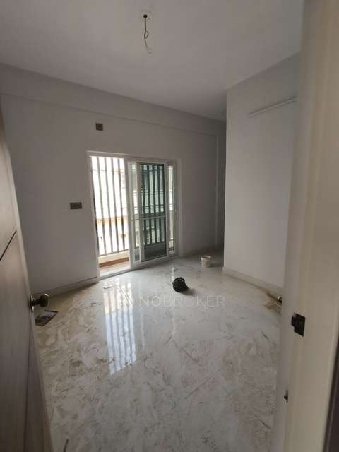 2 BHK Flat In Apartment For Sale  In Kadugondanahalli