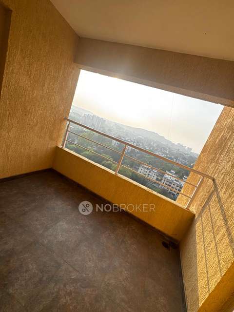 2 BHK Flat In Aumtham Apartment for Rent  In Magarptta