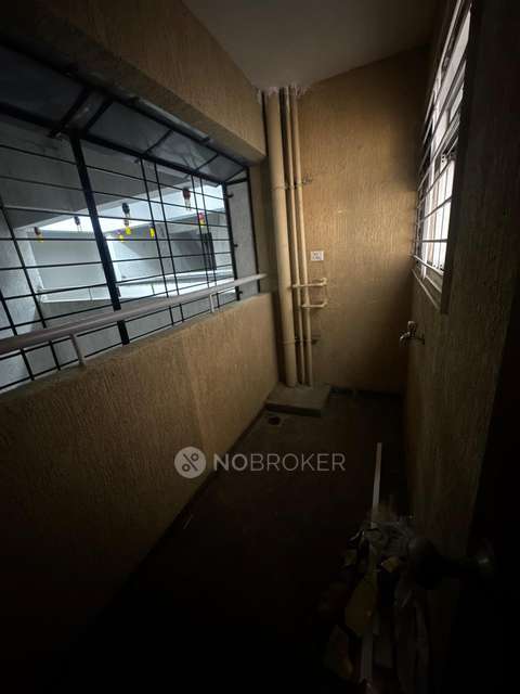 2 BHK Flat In Aumtham Apartment for Rent  In Magarptta