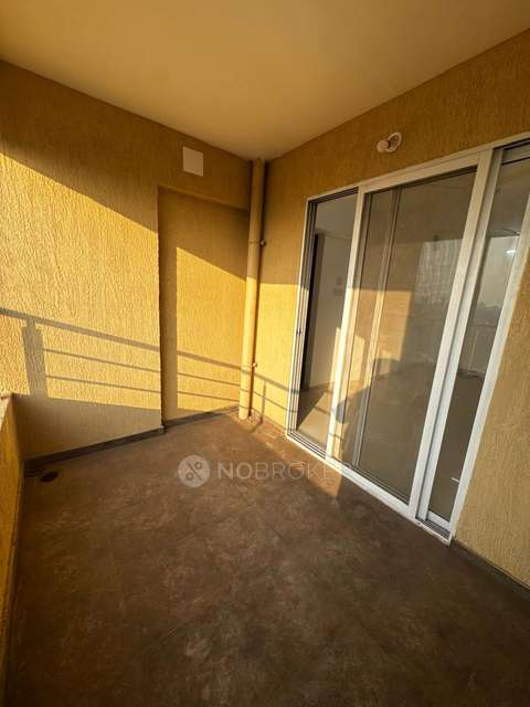 2 BHK Flat In Aumtham Apartment for Rent  In Magarptta