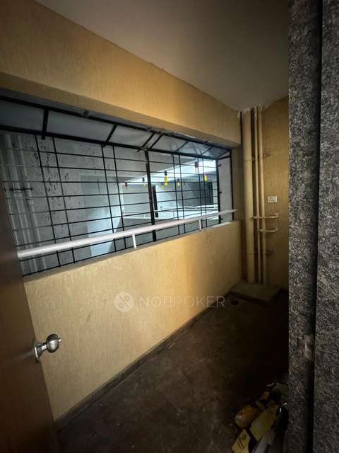 2 BHK Flat In Aumtham Apartment for Rent  In Magarptta