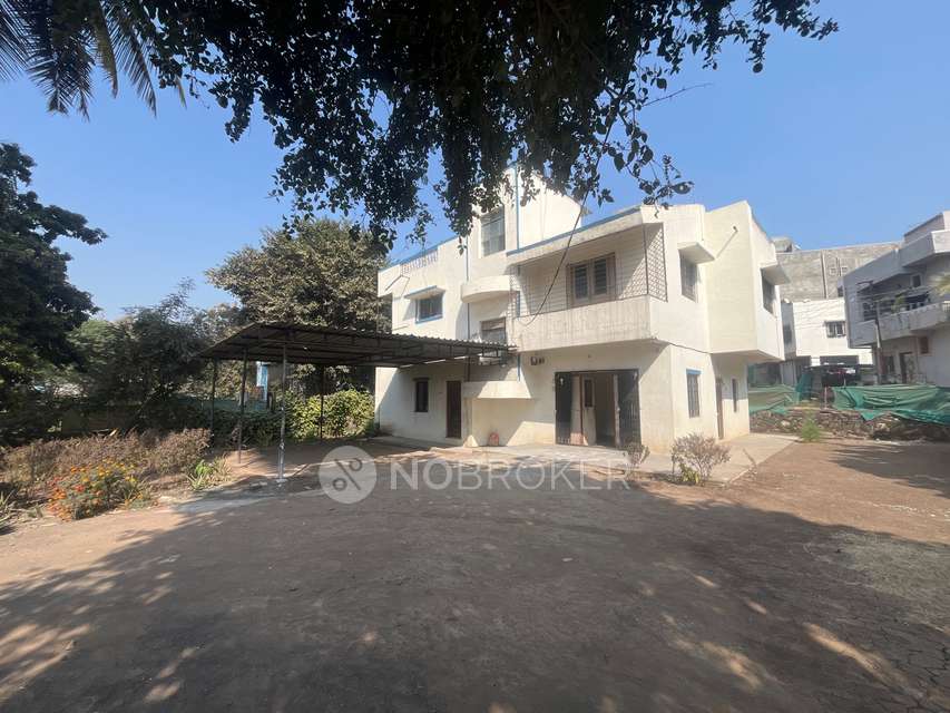 1 BHK House for Rent  In Learnwell School.