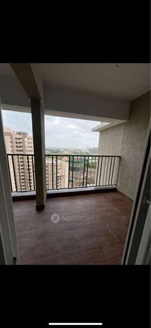 Shared Room for Female In 2 BHK  In Rahul Downtown In Tathawade